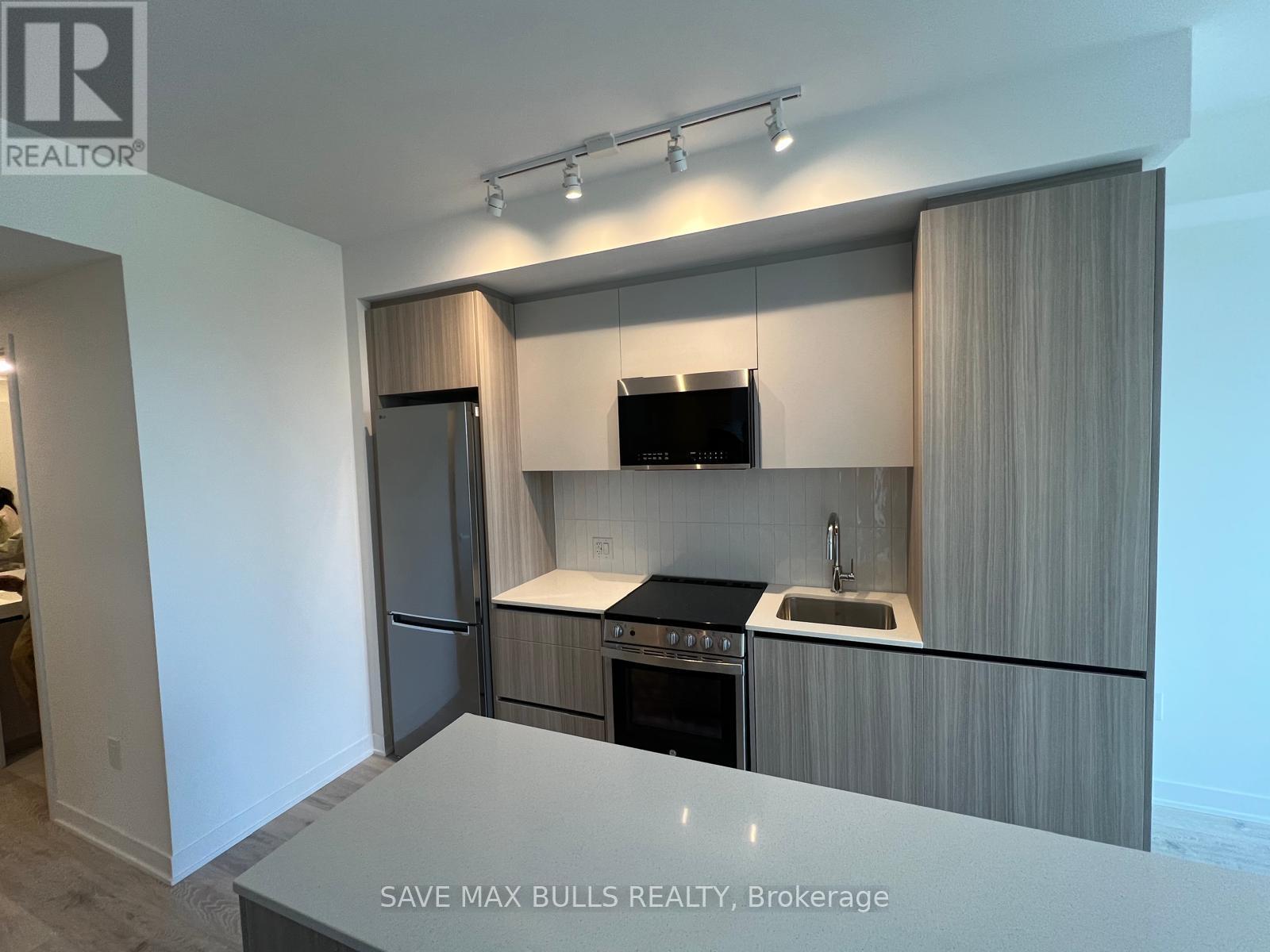 519 - 20 All Nations Drive, Brampton, Ontario  L7A 5M5 - Photo 9 - W12655466