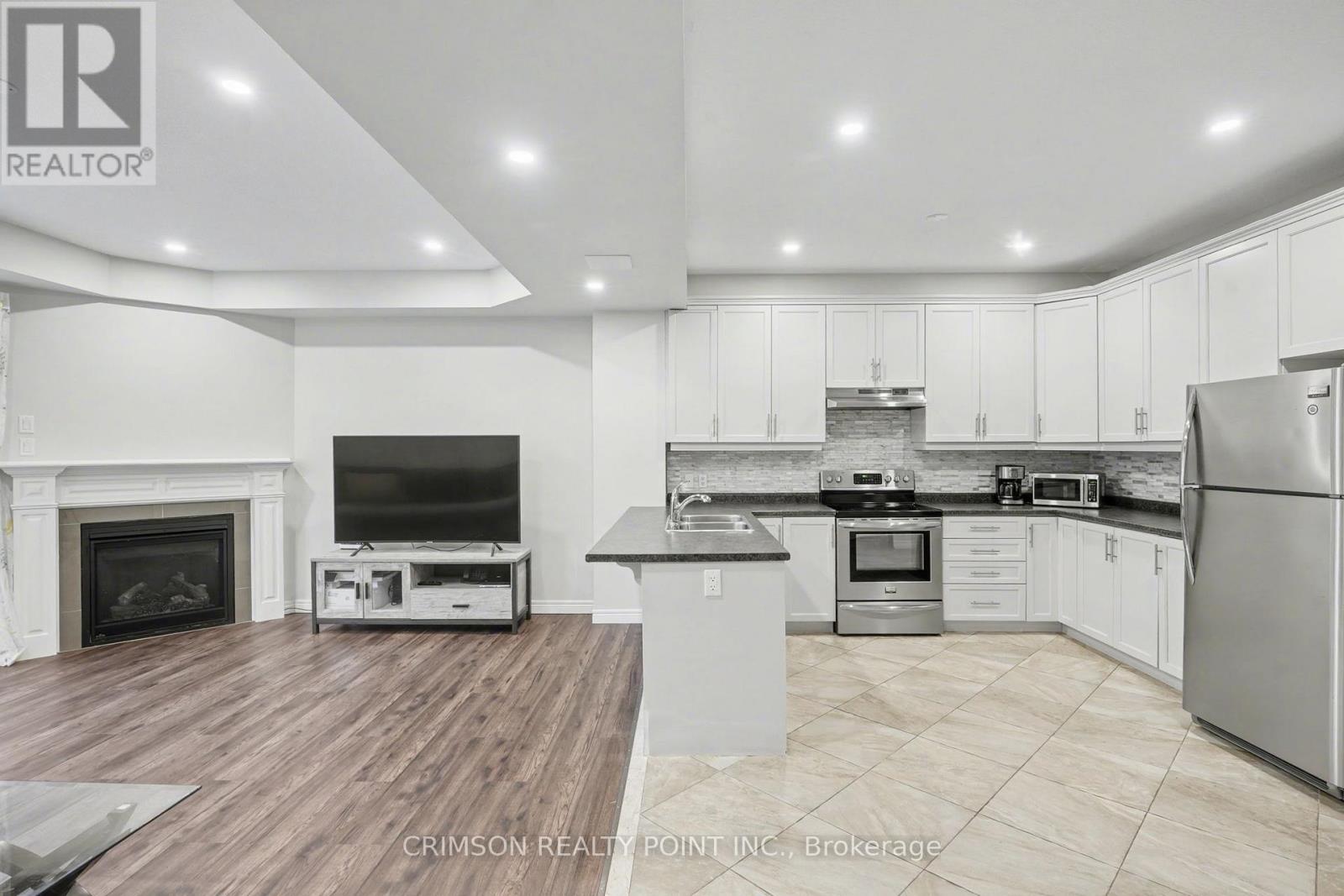 77 Fairgrounds Drive, Hamilton, Ontario  L0R 1C0 - Photo 10 - X12655462