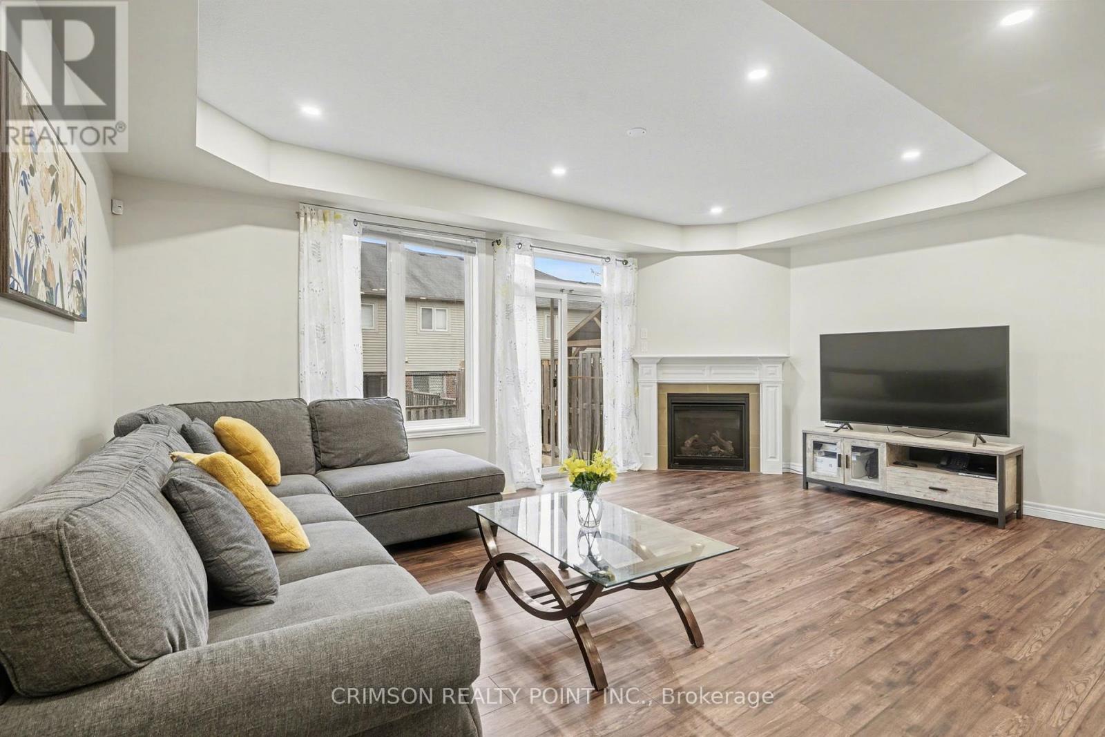 77 Fairgrounds Drive, Hamilton, Ontario  L0R 1C0 - Photo 4 - X12655462