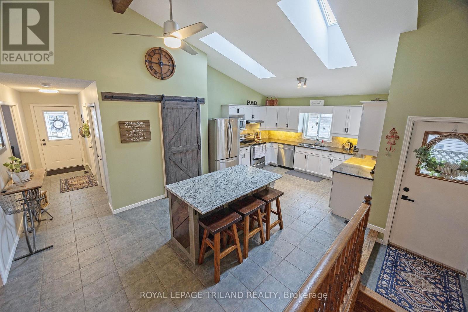 104 Josselyn Drive, London South, Ontario  N6E 3V6 - Photo 16 - X12655484