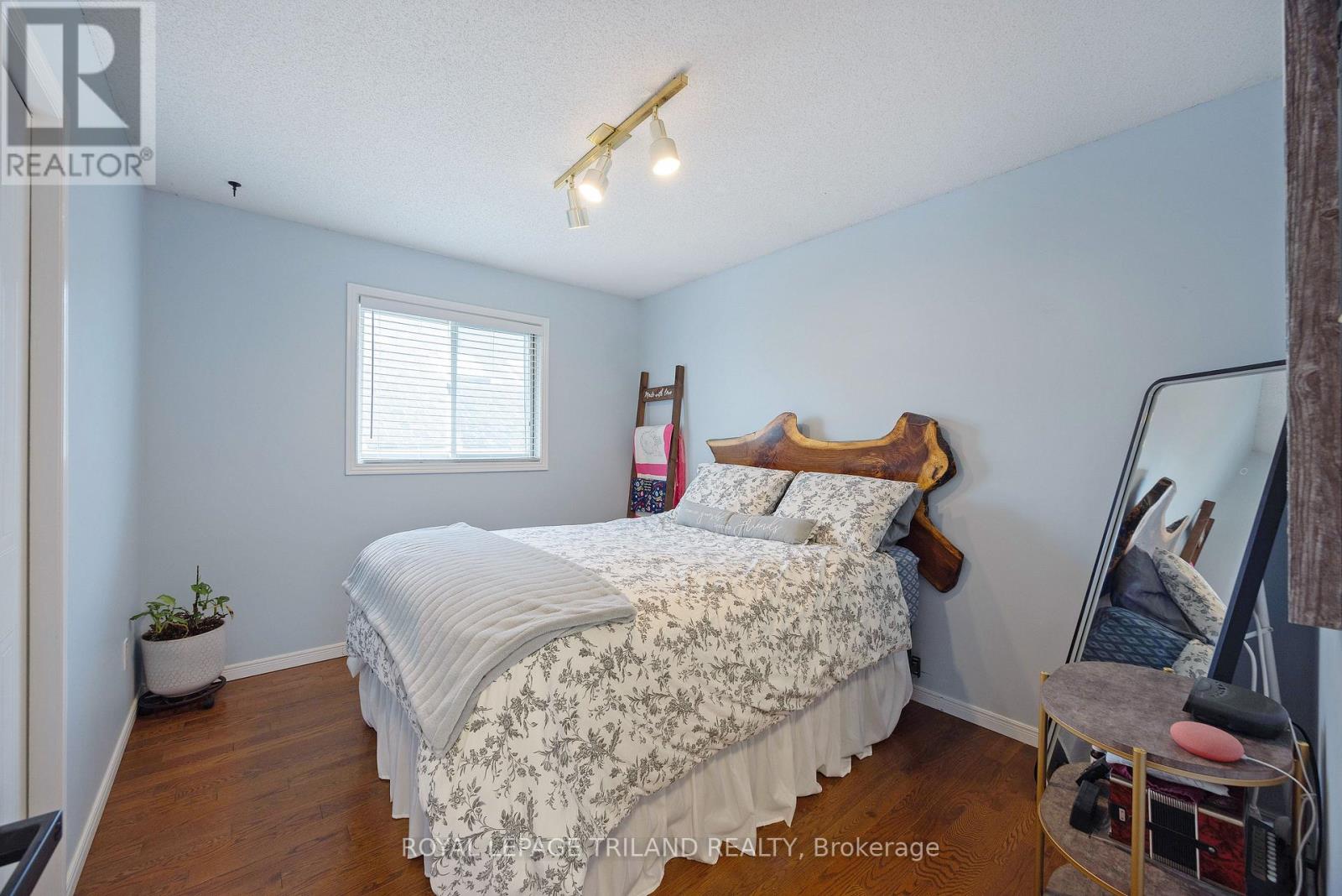 104 Josselyn Drive, London South, Ontario  N6E 3V6 - Photo 19 - X12655484