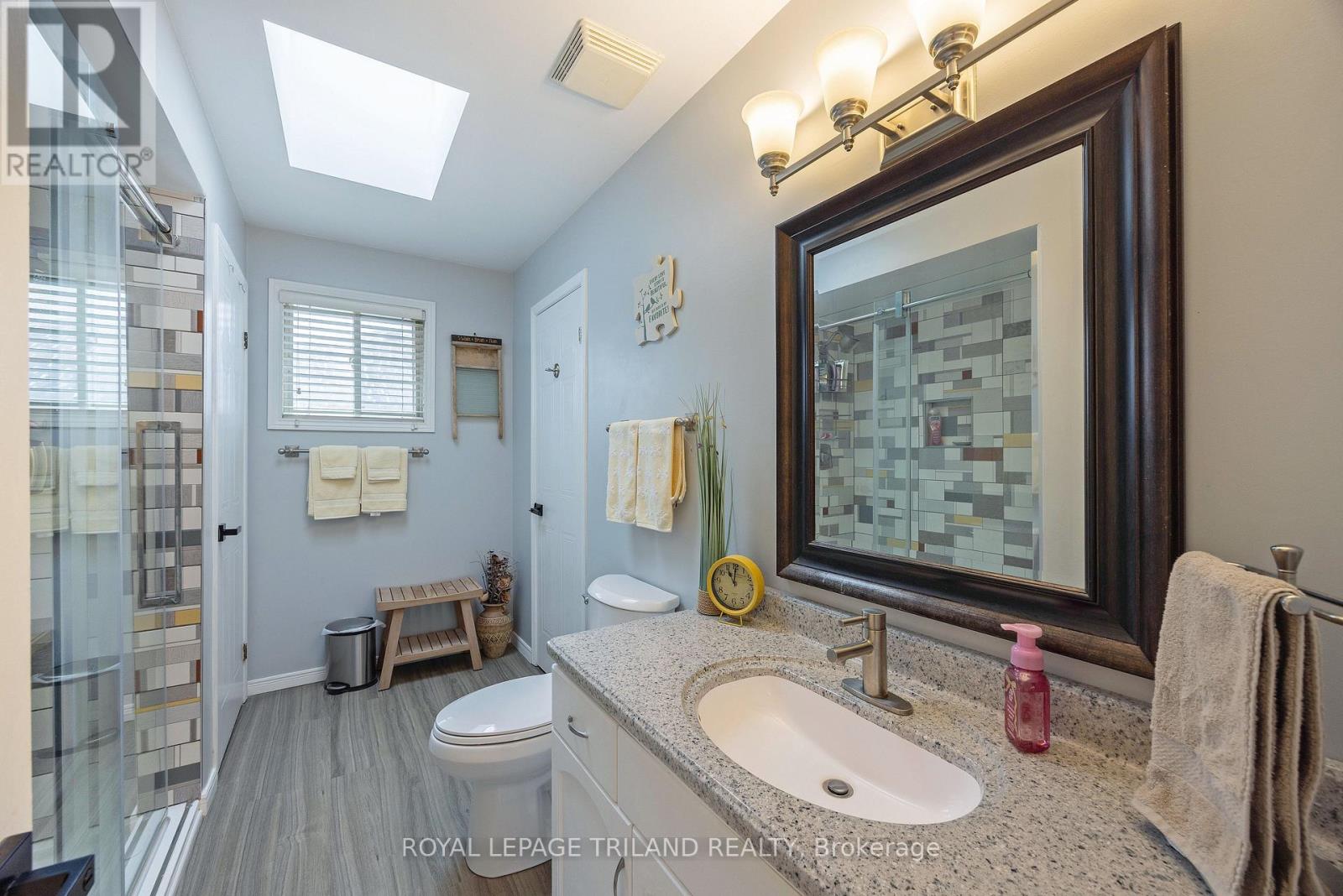 104 Josselyn Drive, London South, Ontario  N6E 3V6 - Photo 22 - X12655484