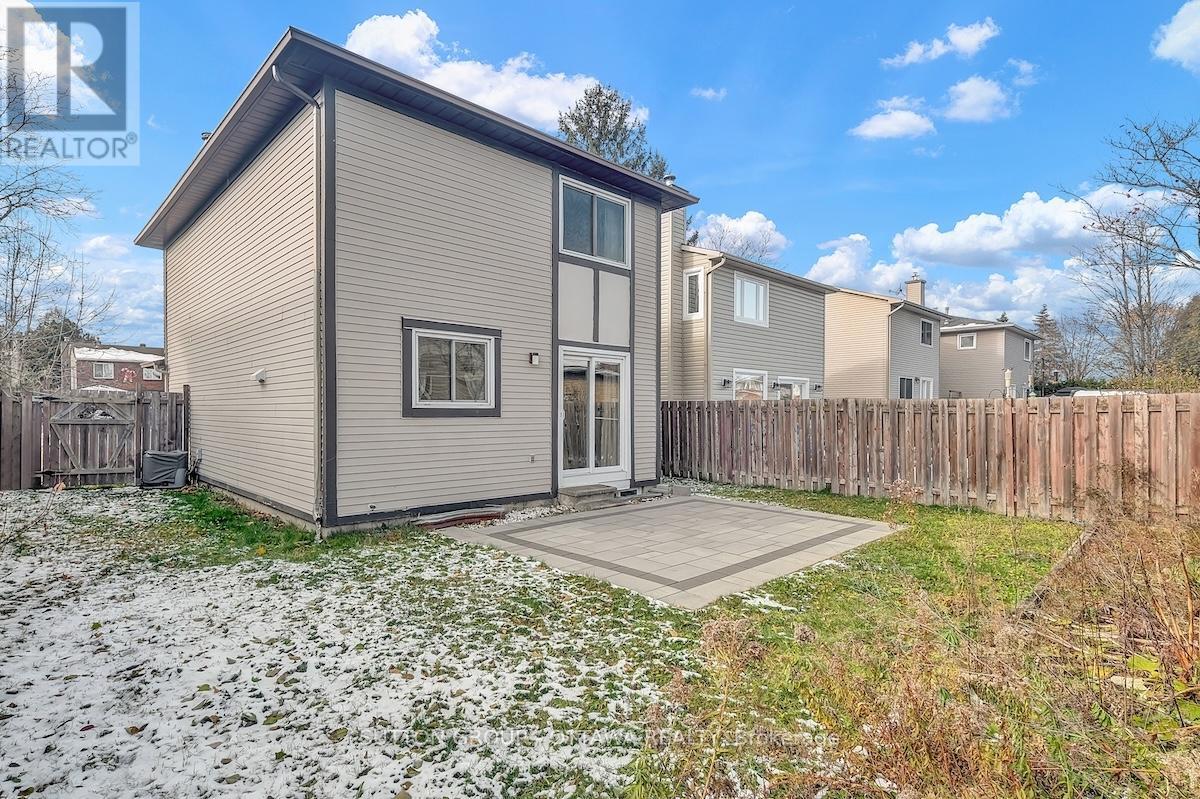1540 Bourcier Drive, Ottawa, Ontario  K1E 3J2 - Photo 10 - X12655476