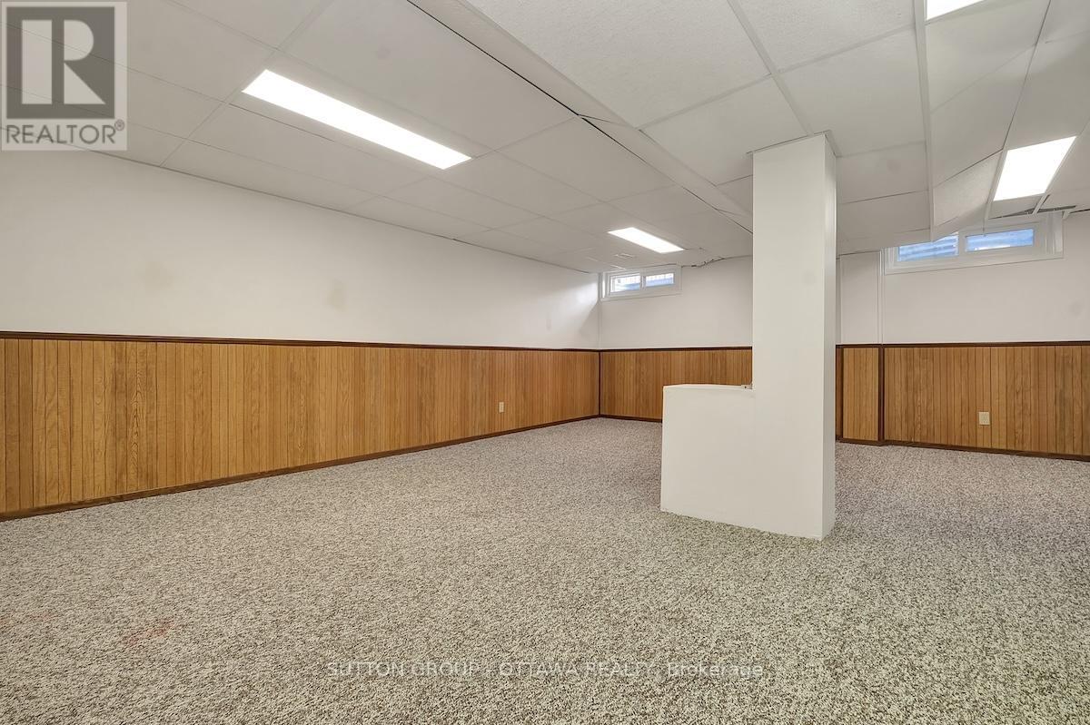 1540 Bourcier Drive, Ottawa, Ontario  K1E 3J2 - Photo 8 - X12655476