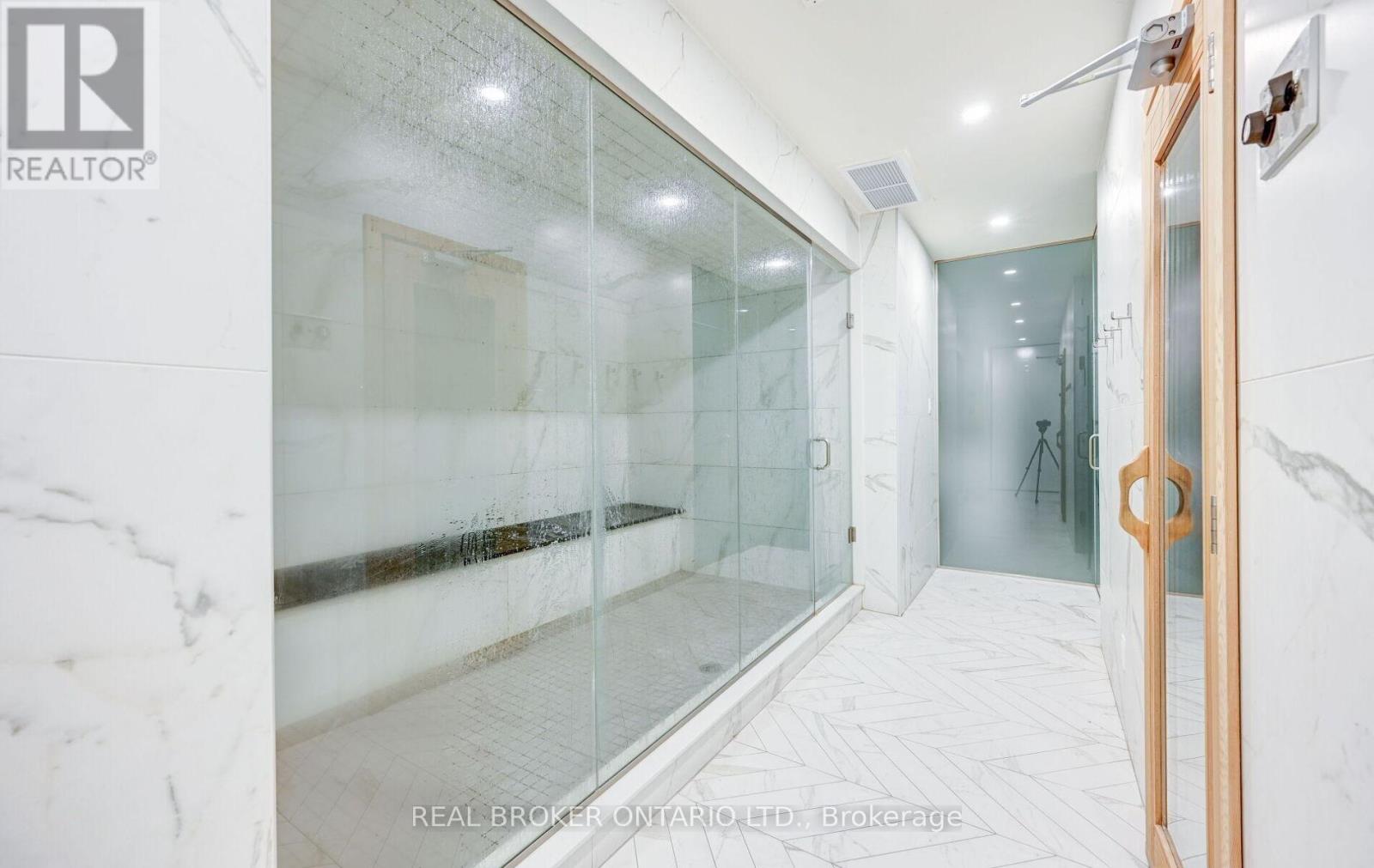 907 - 801 King Street W, Toronto, Ontario  M5V 3C9 - Photo 19 - C12655486