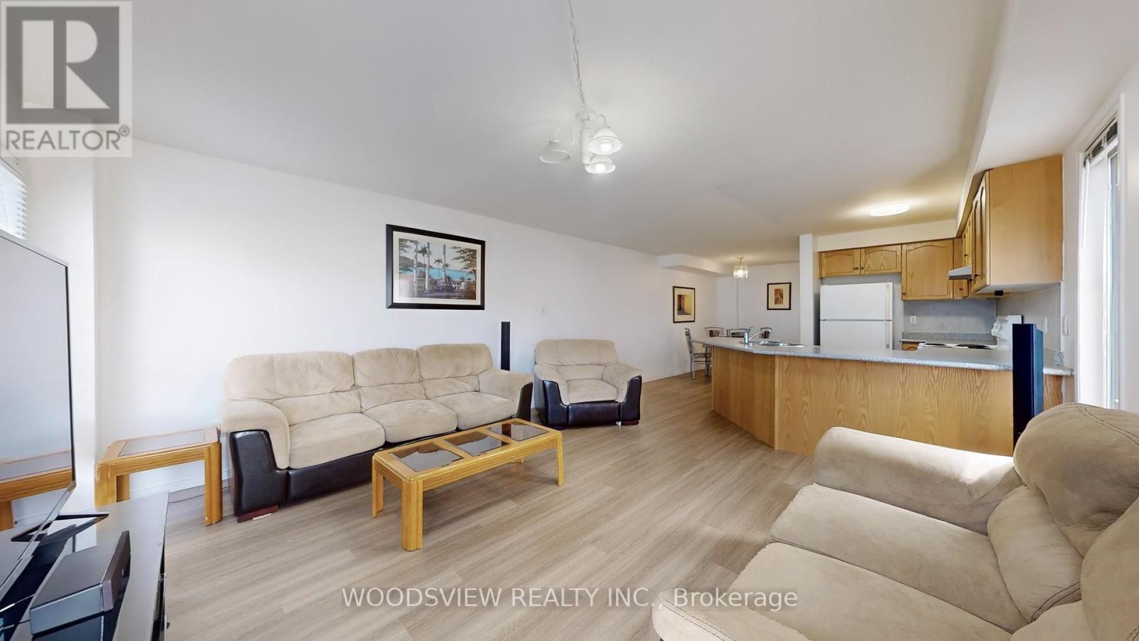 1171 Foxglove Place, Mississauga, Ontario  L5V 2N1 - Photo 6 - W12655488