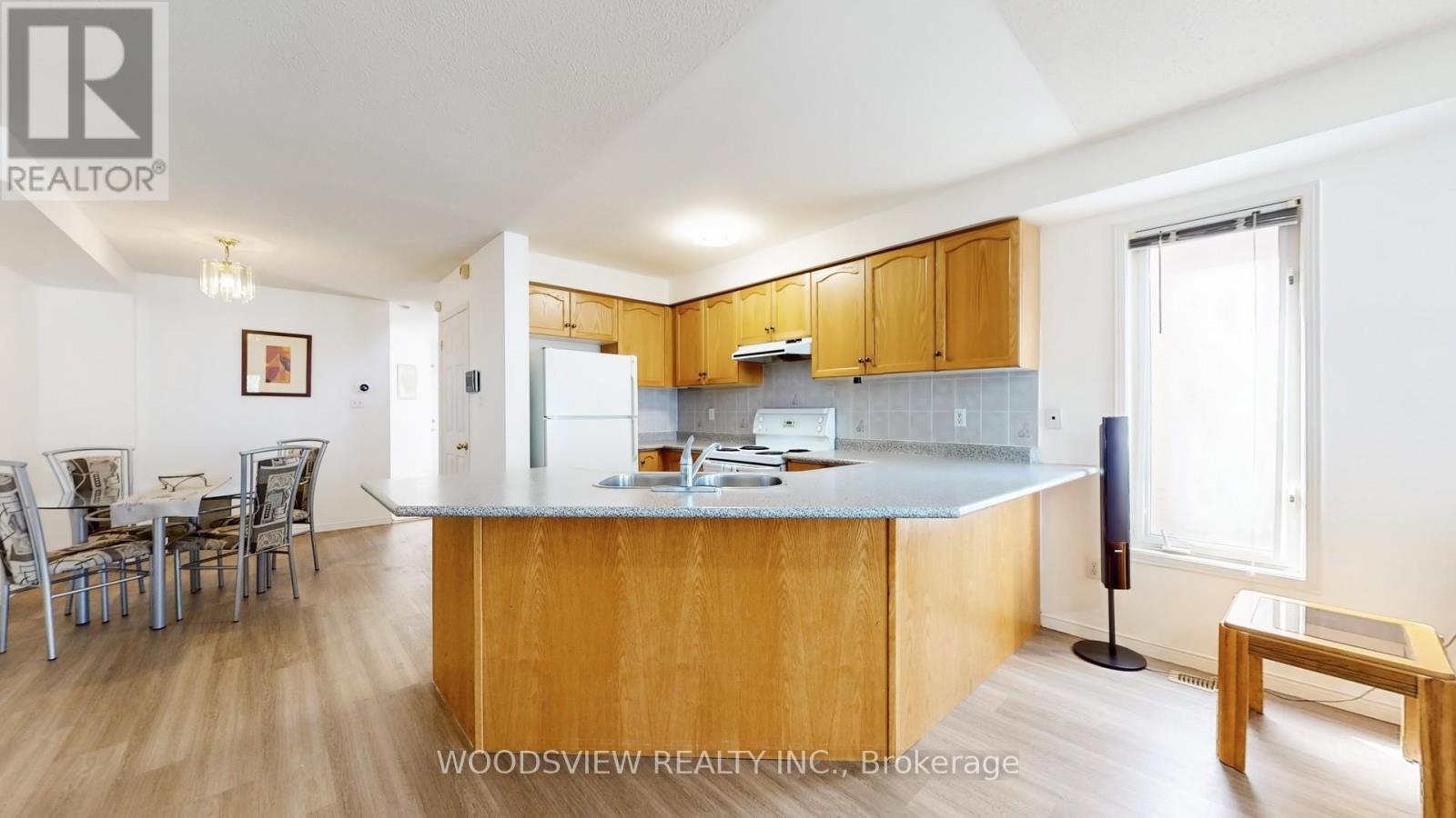 1171 Foxglove Place, Mississauga, Ontario  L5V 2N1 - Photo 8 - W12655488