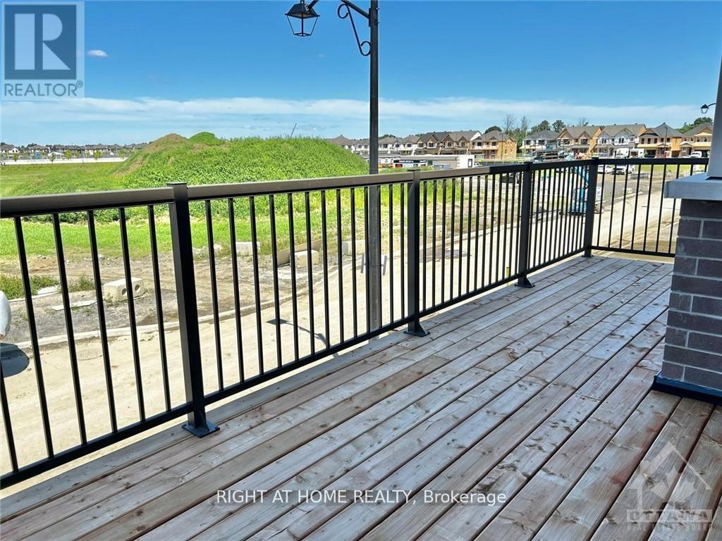 623 Quilter Row, Ottawa, Ontario  K0A 2Z0 - Photo 5 - X12655482