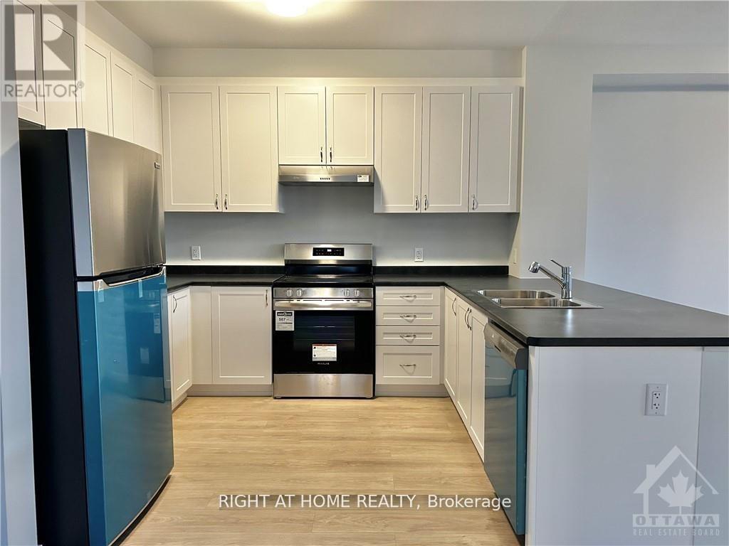 623 Quilter Row, Ottawa, Ontario  K0A 2Z0 - Photo 7 - X12655482