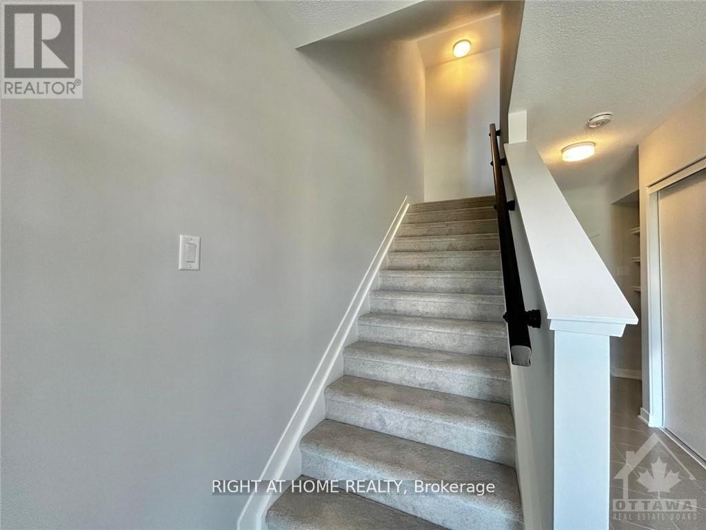 623 Quilter Row, Ottawa, Ontario  K0A 2Z0 - Photo 9 - X12655482