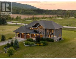 11 WINDROSE VALLEY BOULEVARD, clearview, Ontario