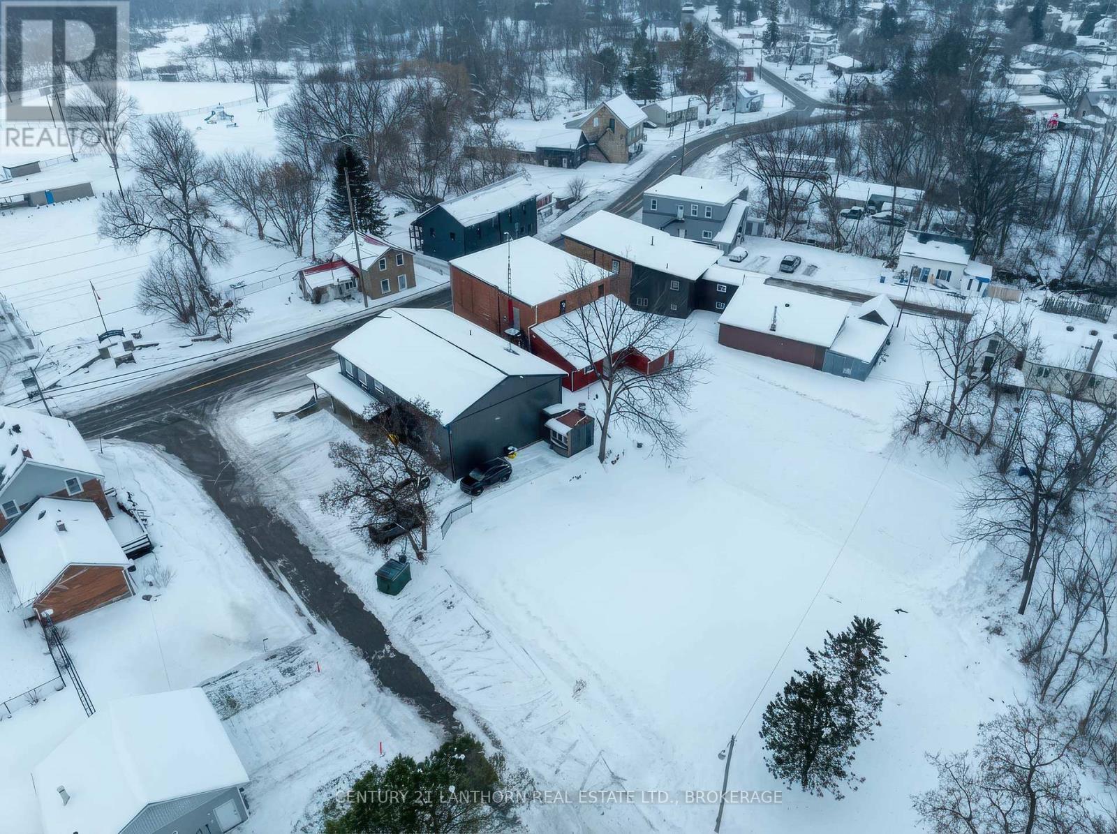 25 Main Street W, Elizabethtown-Kitley, Ontario  K0E 1M0 - Photo 3 - X12655510