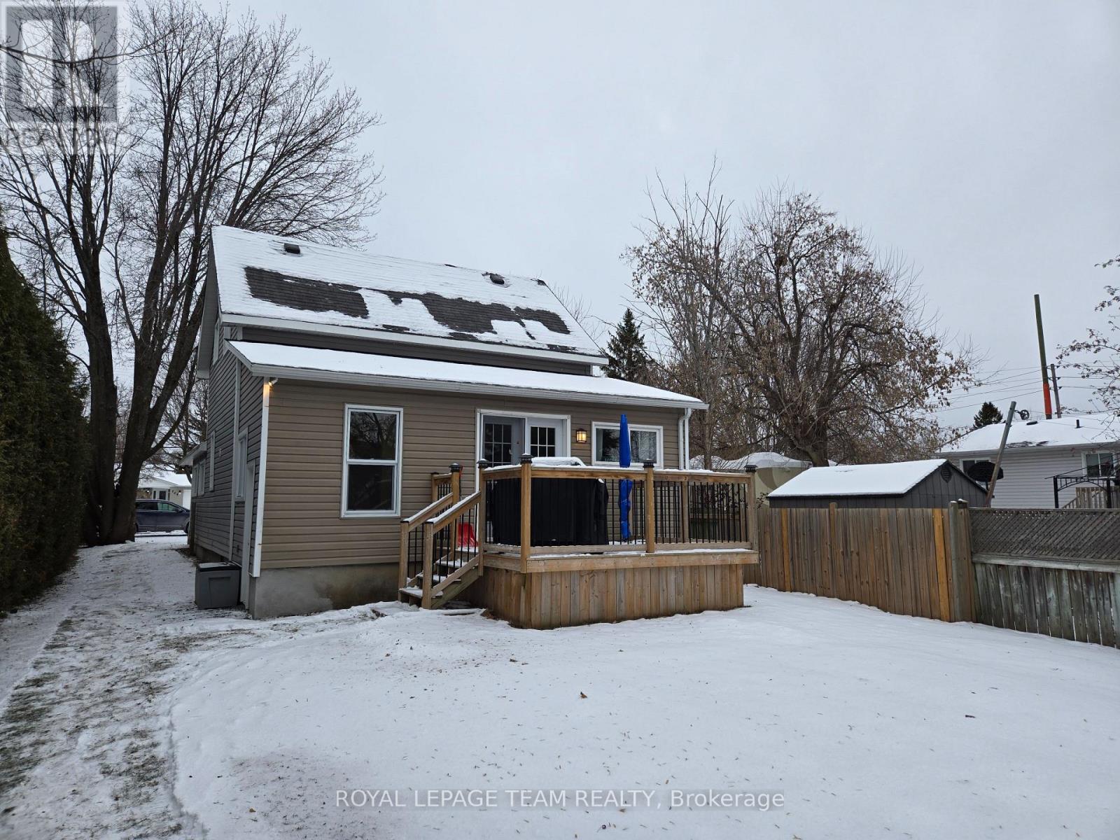 189 Napoleon Street S, Carleton Place, Ontario  K7C 2W8 - Photo 2 - X12596722