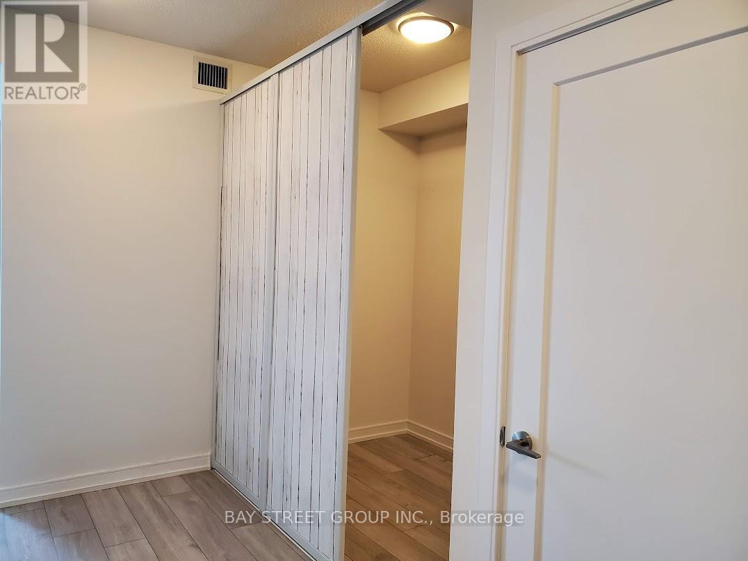 2905 - 225 Village Green Square, Toronto, Ontario  M1S 0N4 - Photo 3 - E12655526