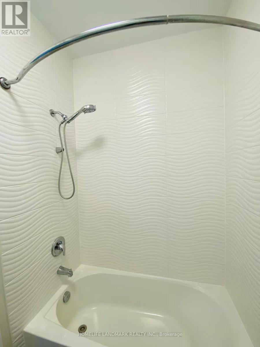 123 Mitchell Place, Newmarket, Ontario  L3Y 0E2 - Photo 13 - N12655520