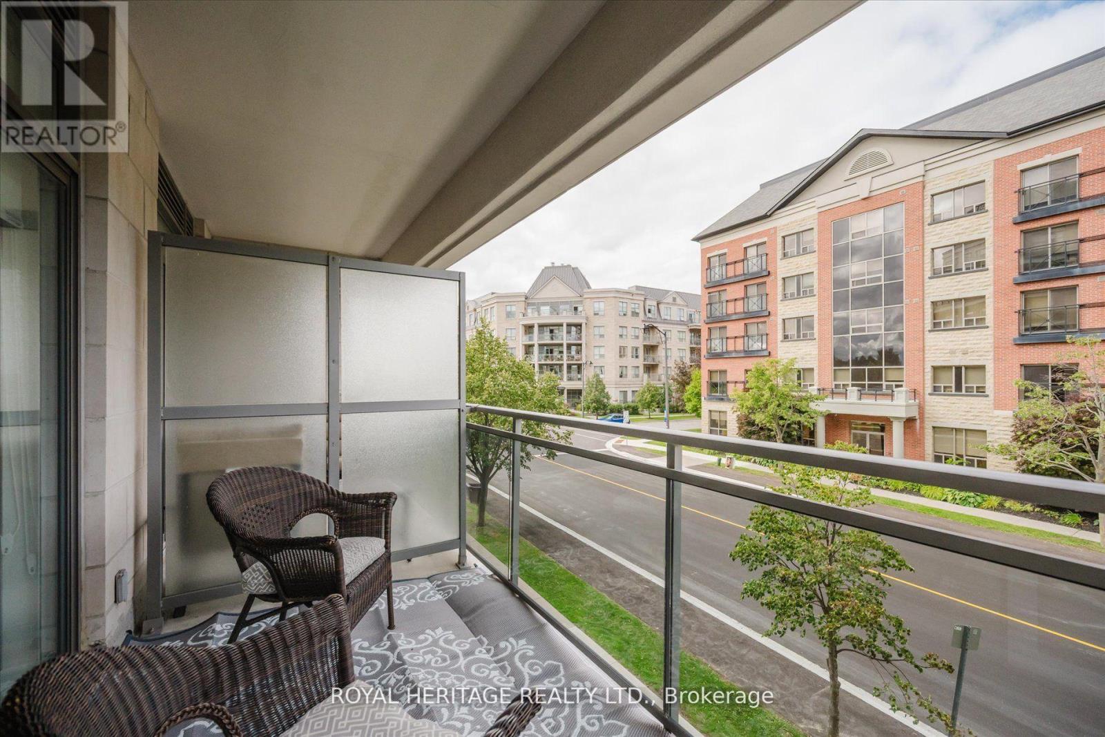 215 - 111 Civic Square Gate, Aurora, Ontario  L4G 0S6 - Photo 15 - N12655544