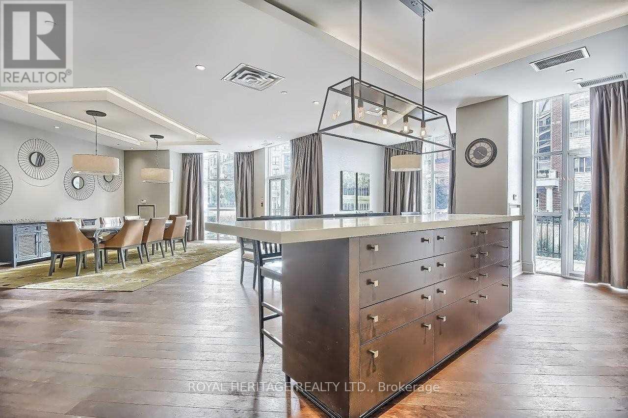 215 - 111 Civic Square Gate, Aurora, Ontario  L4G 0S6 - Photo 19 - N12655544