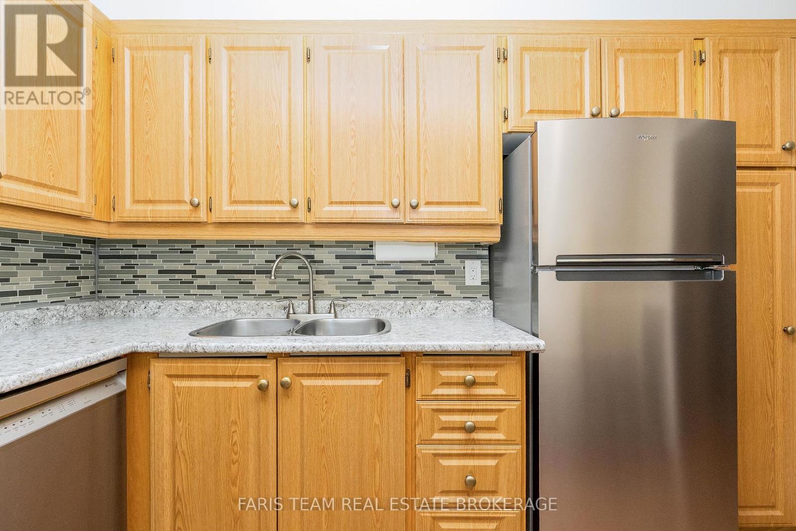 93 - 696 King Street, Midland, Ontario  L4R 5B7 - Photo 8 - S12655508