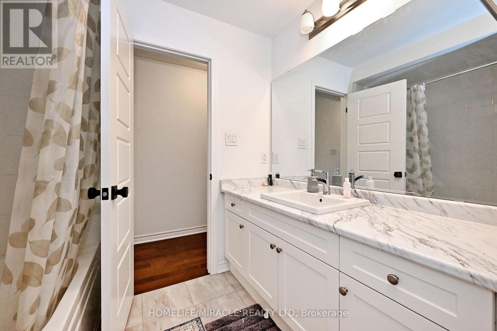 689 Mika Street, Innisfil, Ontario  L9S 0R7 - Photo 44 - N12650676