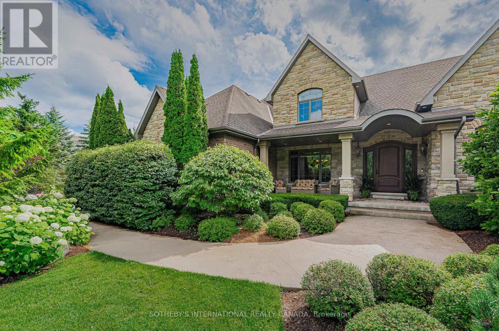 111 John Bricker Road, Cambridge, Ontario  N3H 4R8 - Photo 3 - X12655568