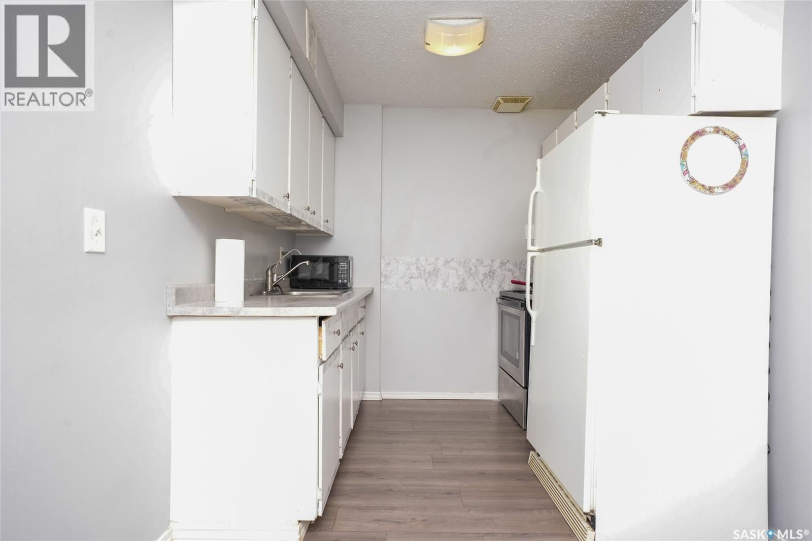 3940 Castle Road, Regina, Saskatchewan  S4S 6A4 - Photo 10 - SK026010