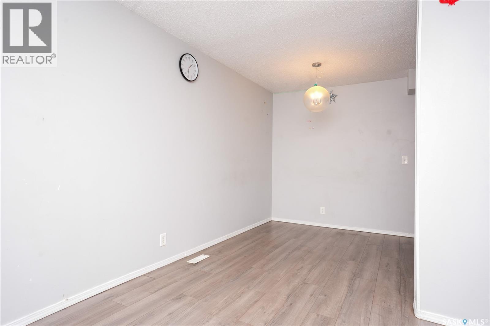 3940 Castle Road, Regina, Saskatchewan  S4S 6A4 - Photo 9 - SK026010