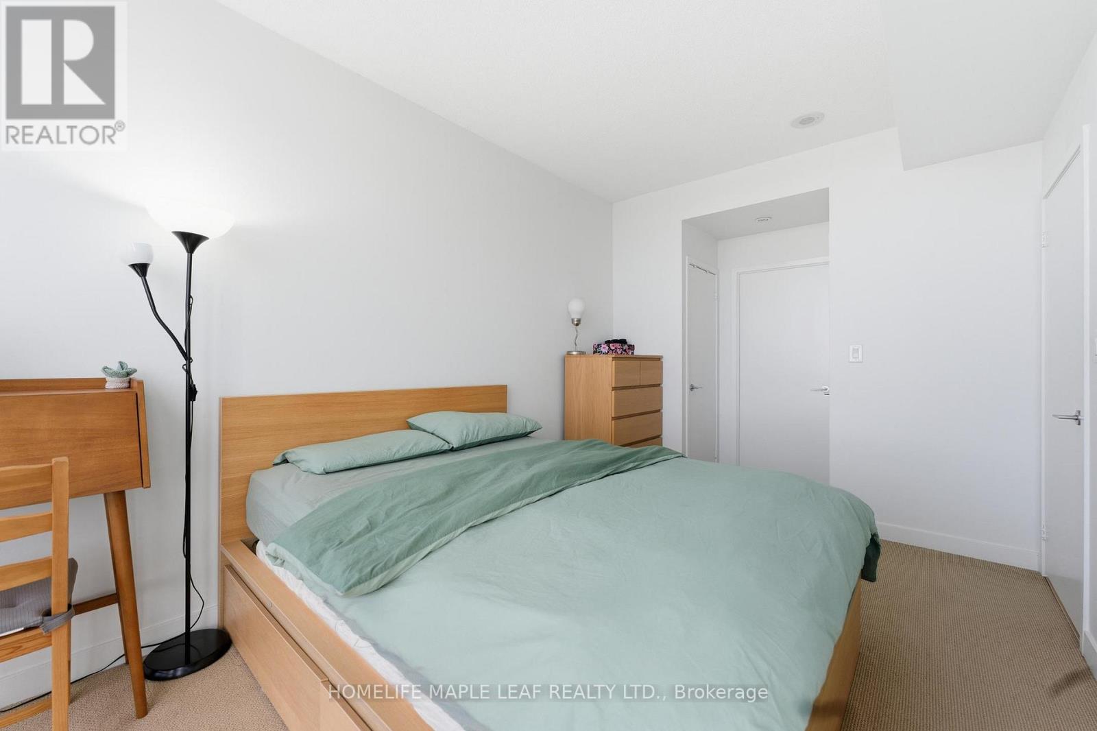 3916 - 15 Iceboat Terrace, Toronto, Ontario  M5V 4A5 - Photo 23 - C12654152
