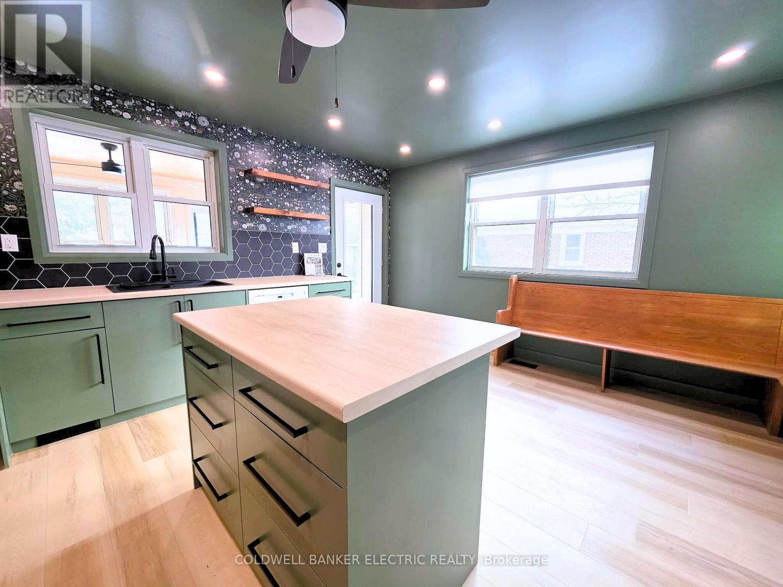 220 Rogers Street, Peterborough, Ontario  K9H 1W3 - Photo 19 - X12655638