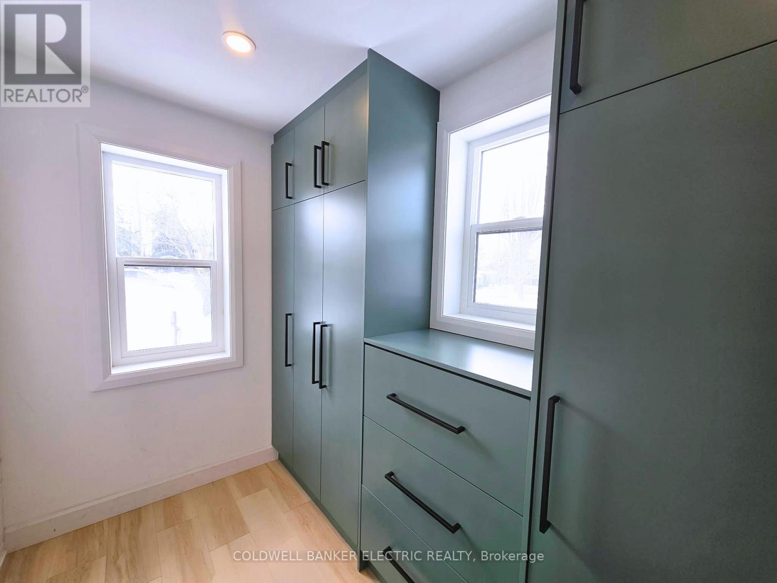 220 Rogers Street, Peterborough, Ontario  K9H 1W3 - Photo 23 - X12655638