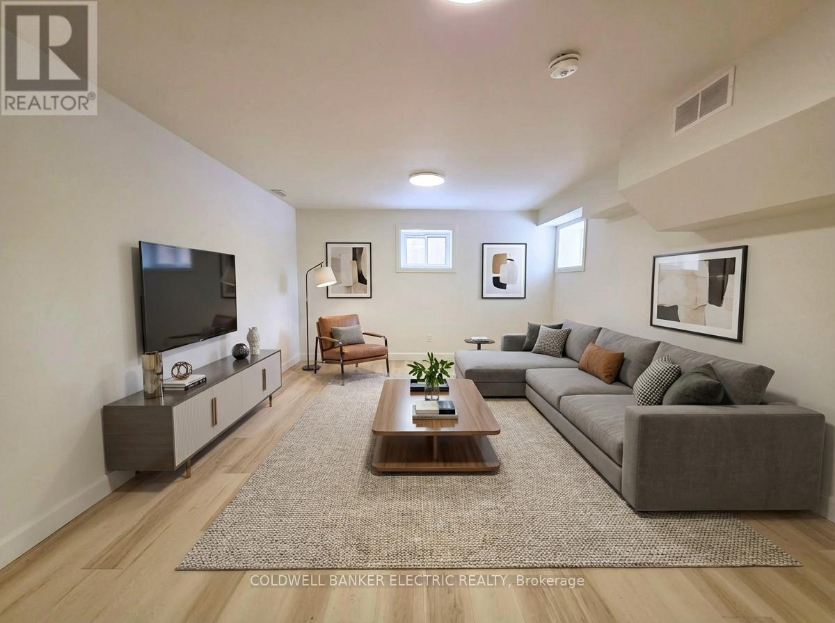 220 Rogers Street, Peterborough, Ontario  K9H 1W3 - Photo 6 - X12655638