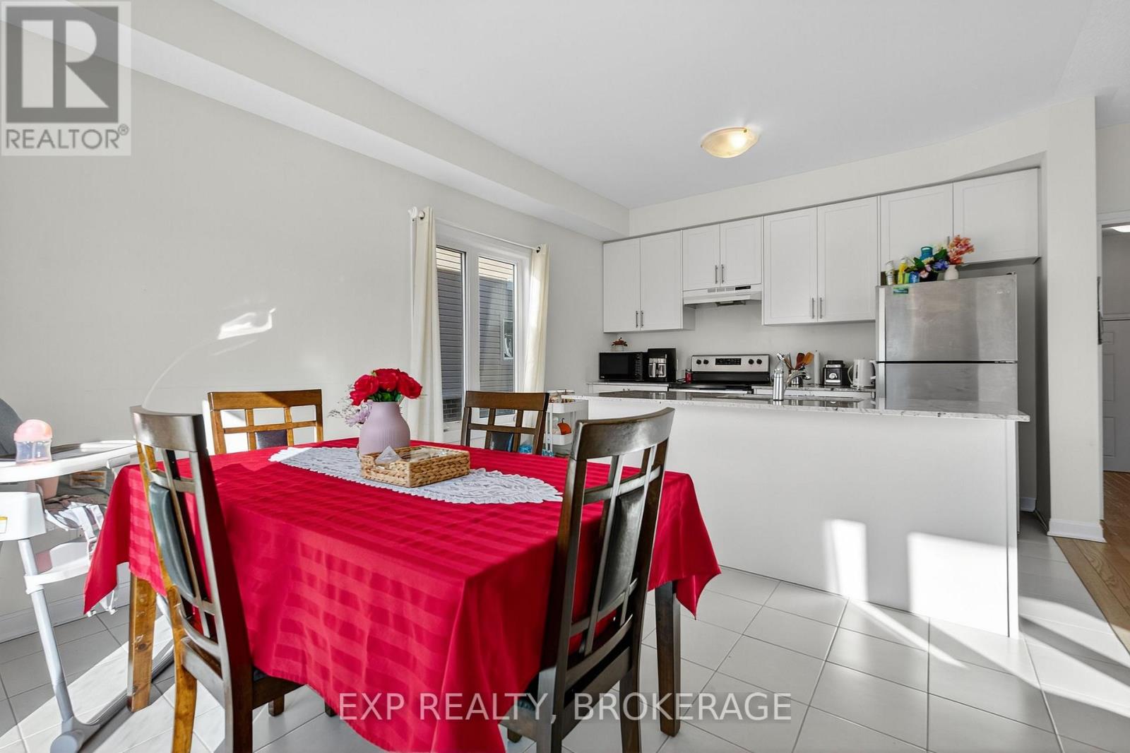 73 Oakmont Drive, Loyalist, Ontario  K0H 1G0 - Photo 14 - X12655612