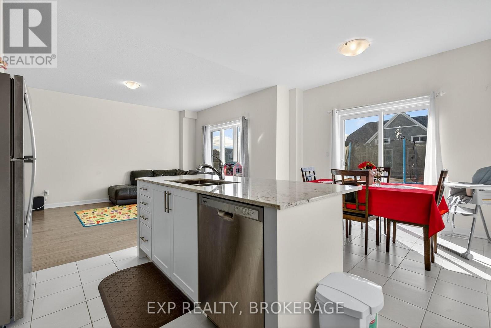 73 Oakmont Drive, Loyalist, Ontario  K0H 1G0 - Photo 17 - X12655612