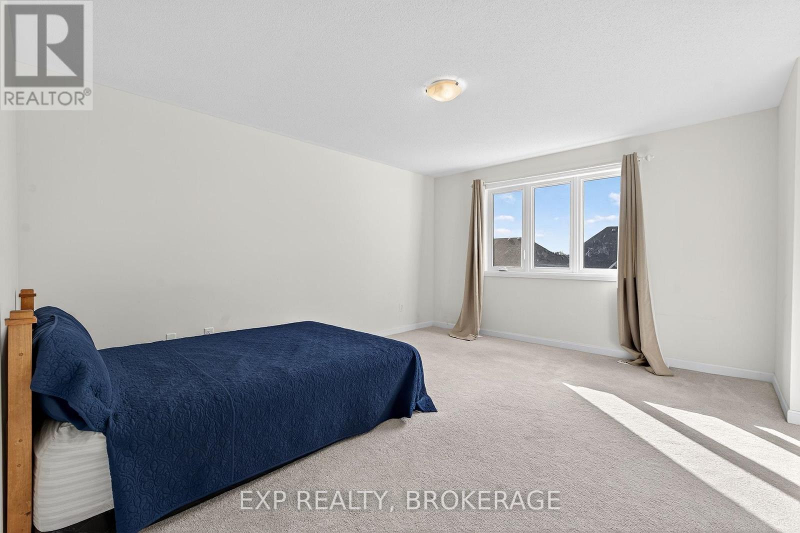 73 Oakmont Drive, Loyalist, Ontario  K0H 1G0 - Photo 19 - X12655612