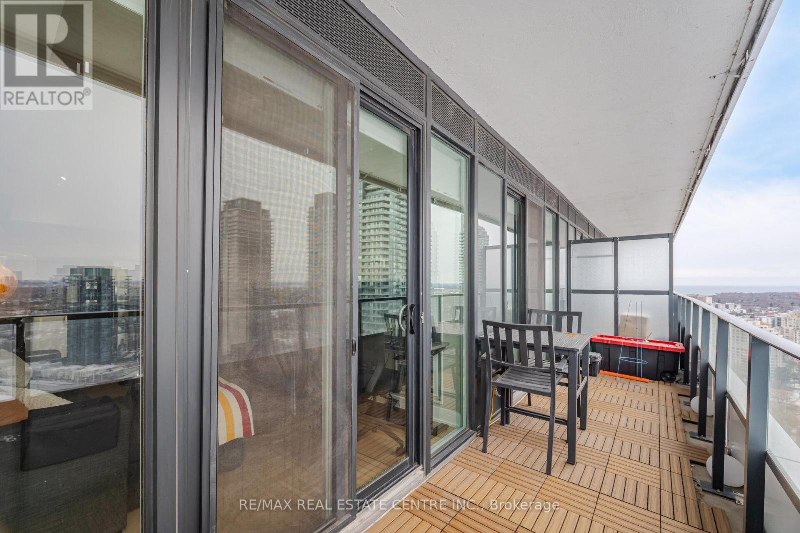 2622 - 30 Shore Breeze Drive, Toronto, Ontario  M8V 0J1 - Photo 30 - W12548120