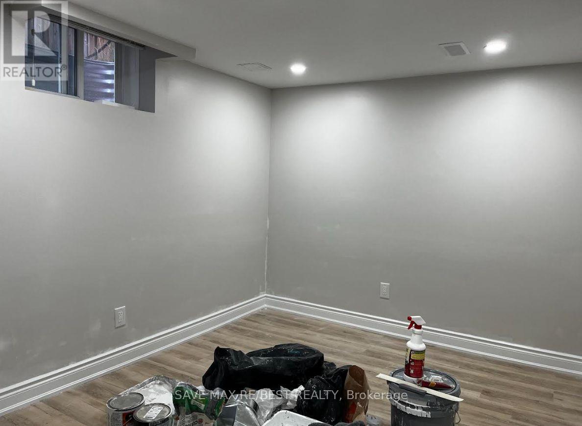 Bsmt - 1 O'connor Lane, Guelph, Ontario  N1E 7G6 - Photo 10 - X12653988