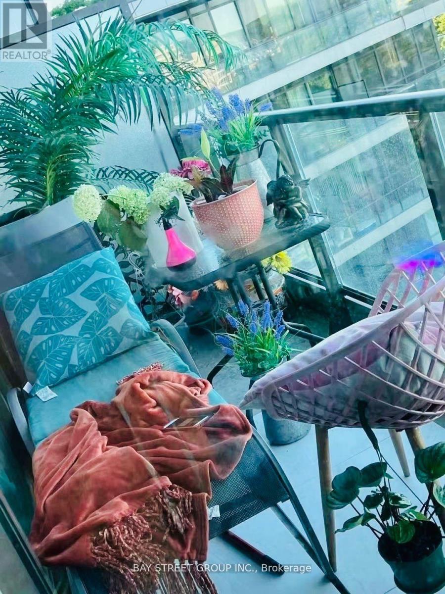 911 - 60 Berwick Avenue, Toronto, Ontario  M5P 1H1 - Photo 9 - C12655584