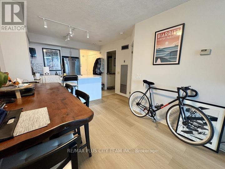 1601 - 373 Front Street, Toronto, Ontario  M5V 3R7 - Photo 4 - C12655630