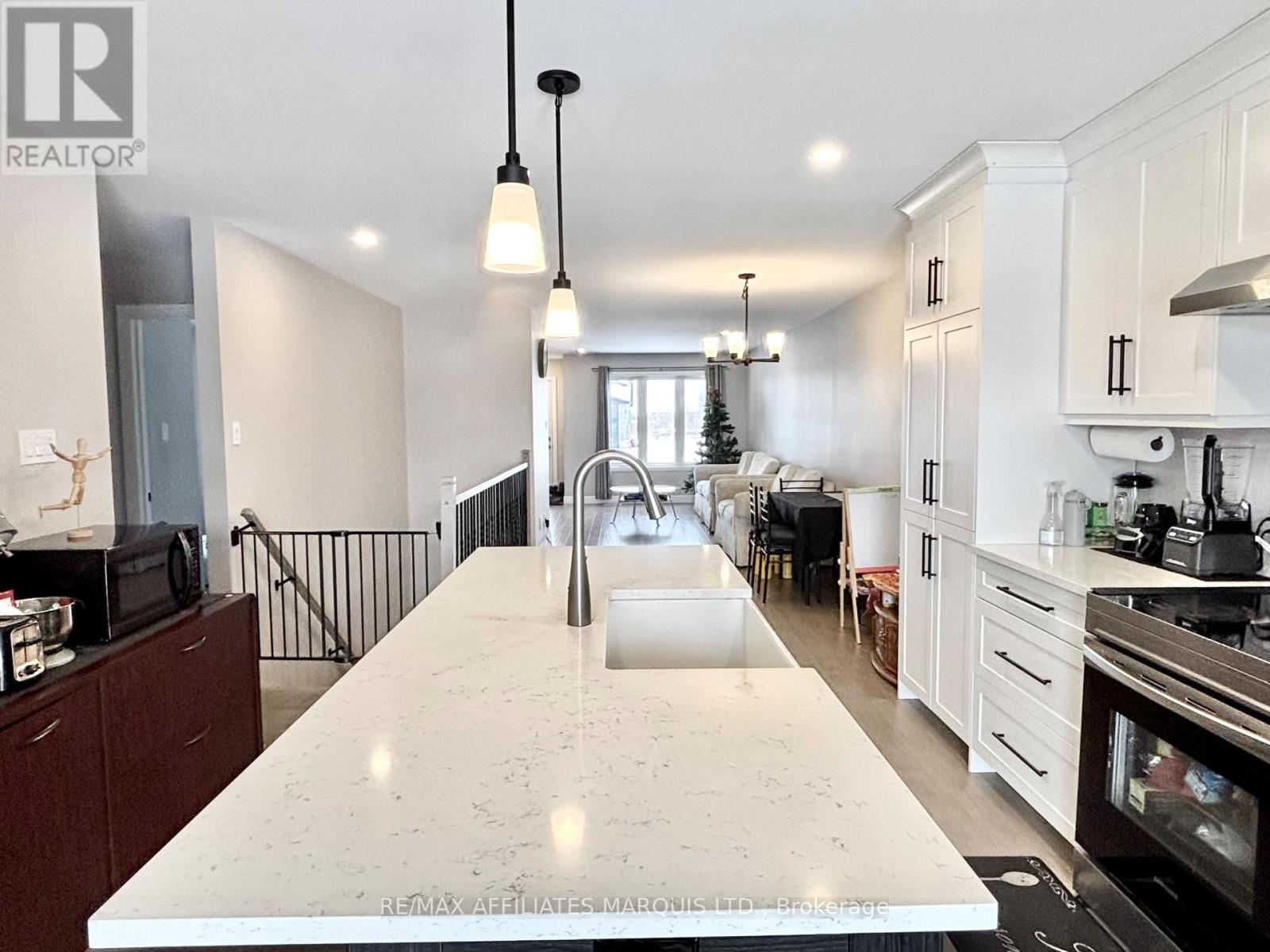 26 Portland Drive, Cornwall, Ontario  K6H 0J4 - Photo 15 - X12655620