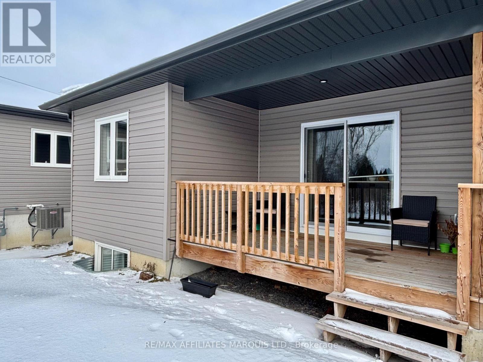 26 Portland Drive, Cornwall, Ontario  K6H 0J4 - Photo 31 - X12655620