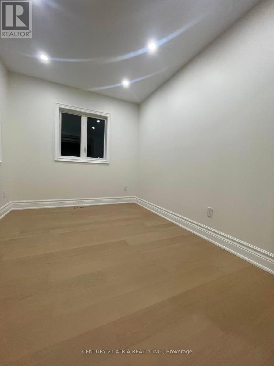 1290 Shortreed Terrace, Newmarket, Ontario  L3X 0B6 - Photo 4 - N12655592