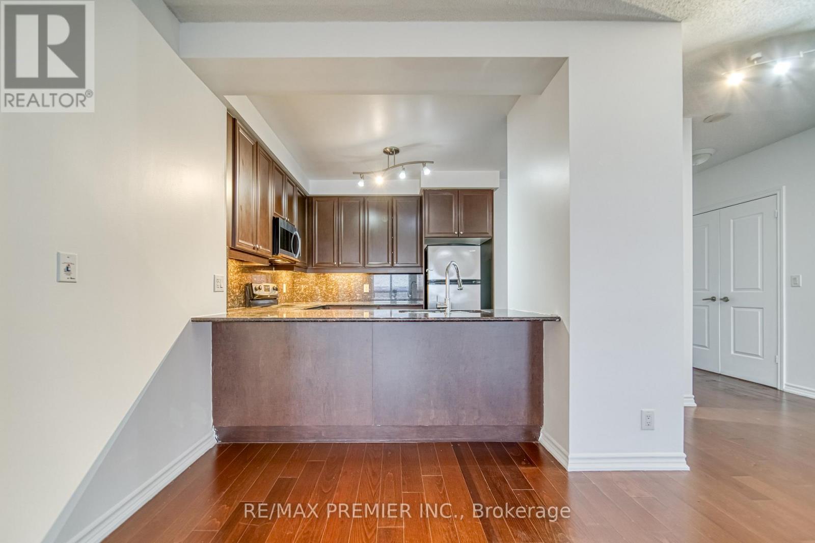 1201 - 9235 Jane Street, Vaughan, Ontario  L6A 0J7 - Photo 13 - N12655598