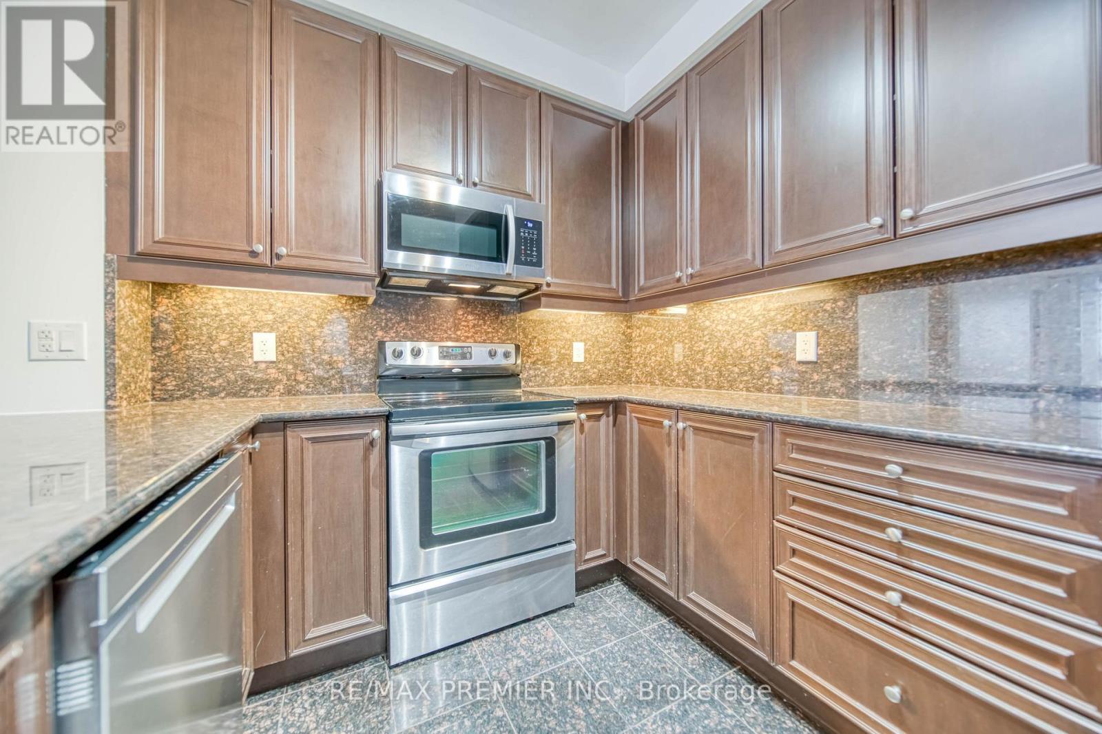 1201 - 9235 Jane Street, Vaughan, Ontario  L6A 0J7 - Photo 16 - N12655598