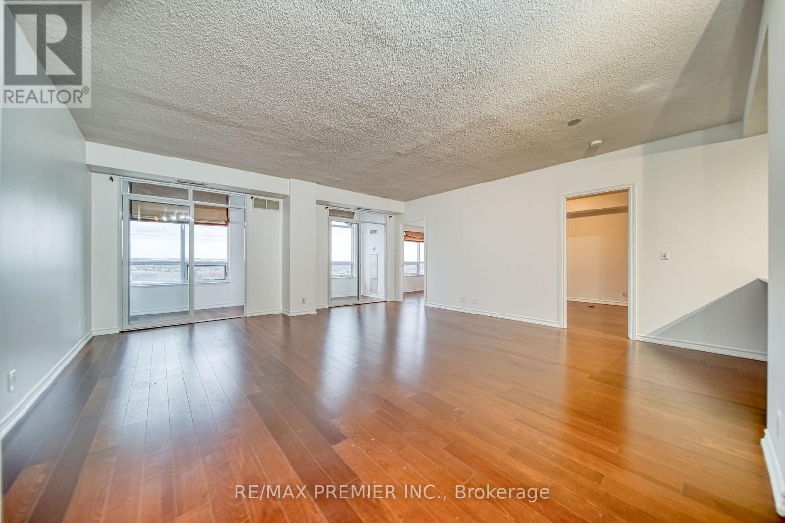 1201 - 9235 Jane Street, Vaughan, Ontario  L6A 0J7 - Photo 7 - N12655598