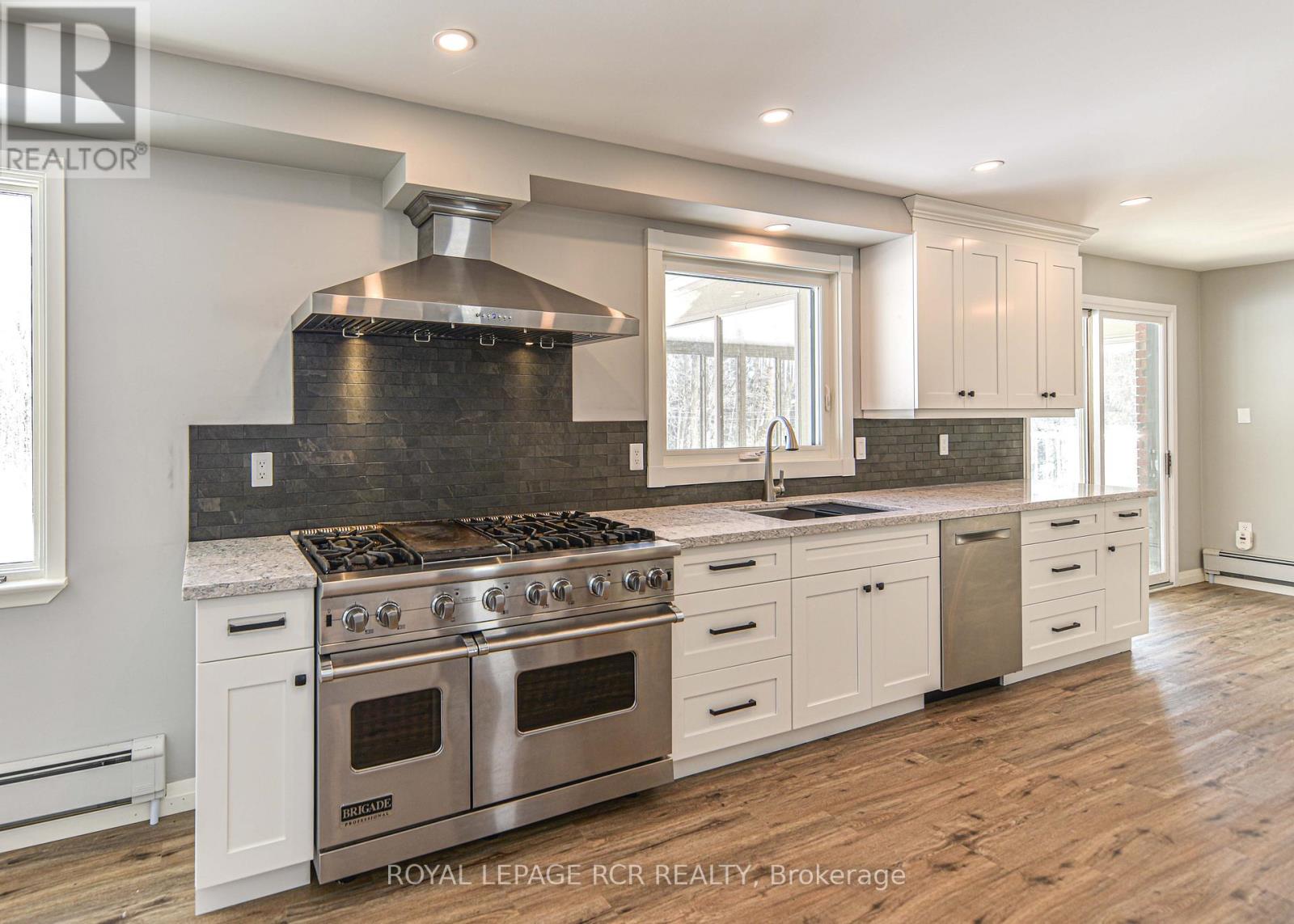 1369 Ryerson Boulevard, Severn, Ontario  L3V 6H4 - Photo 9 - S12655608