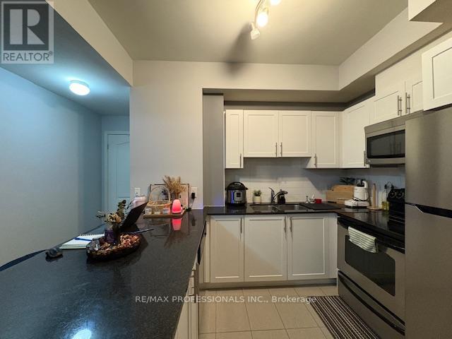 906 - 3865 Lake Shore Boulevard W, Toronto, Ontario  M8W 0A2 - Photo 12 - W12655622