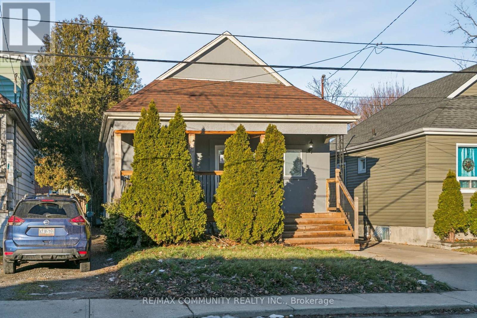 46 East 7th Street, Hamilton, Ontario  L9A 3G8 - Photo 1 - X12655596