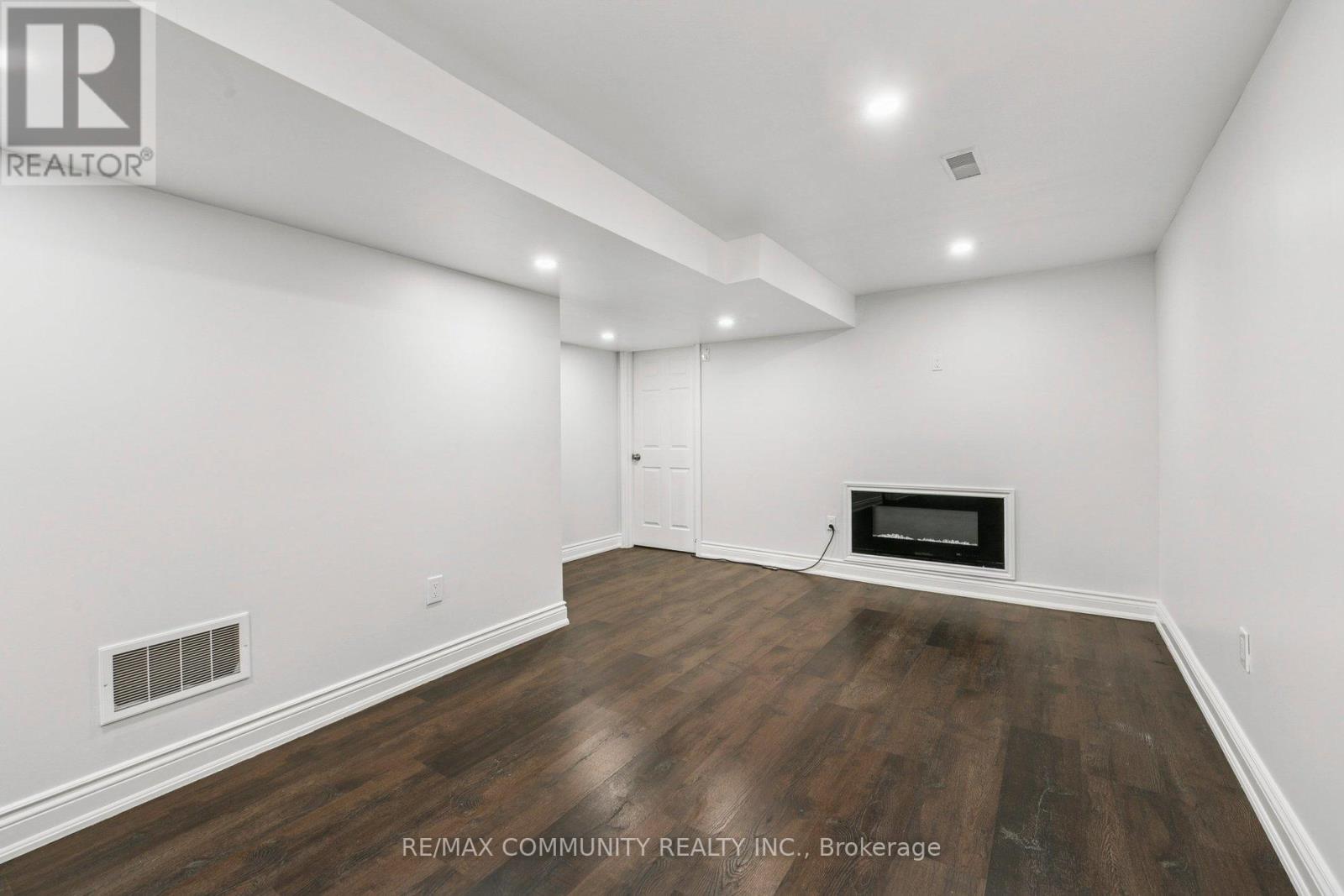 46 East 7th Street, Hamilton, Ontario  L9A 3G8 - Photo 39 - X12655596