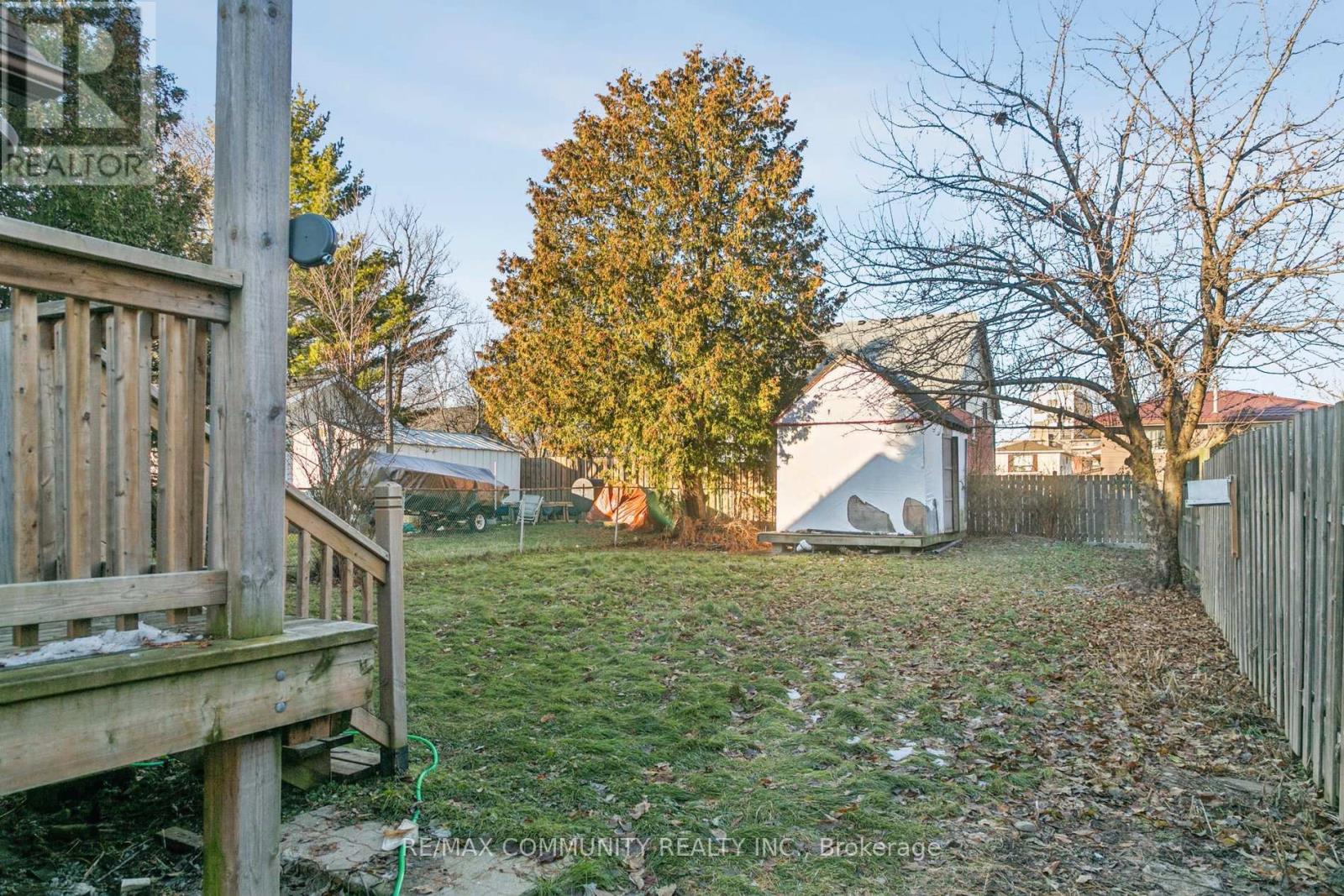 46 East 7th Street, Hamilton, Ontario  L9A 3G8 - Photo 6 - X12655596