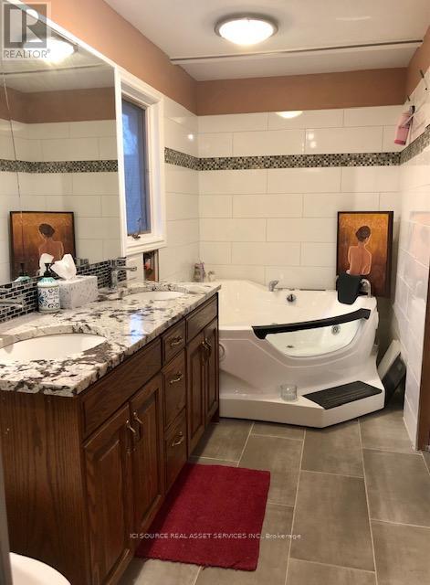 350 Sarnia Road, London North (North K), Ontario  N6G 1N3 - Photo 6 - X12655602