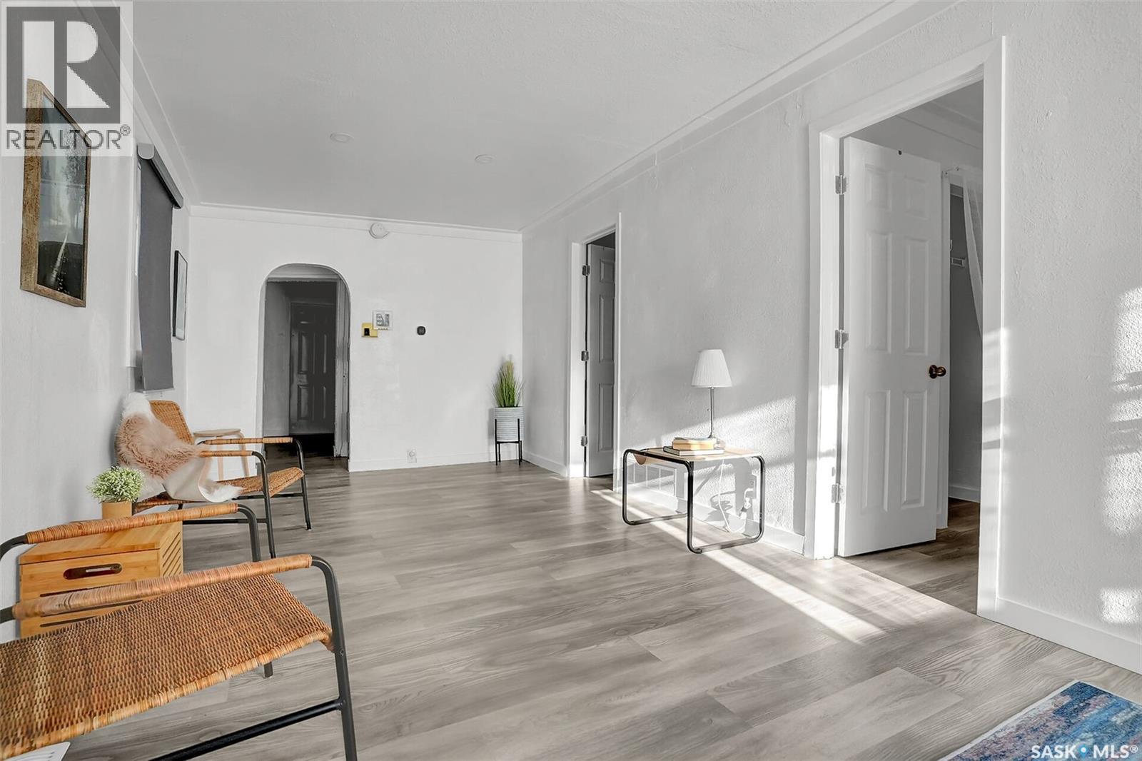 1668 Ottawa Street, Regina, Saskatchewan  S4P 1N9 - Photo 10 - SK025993